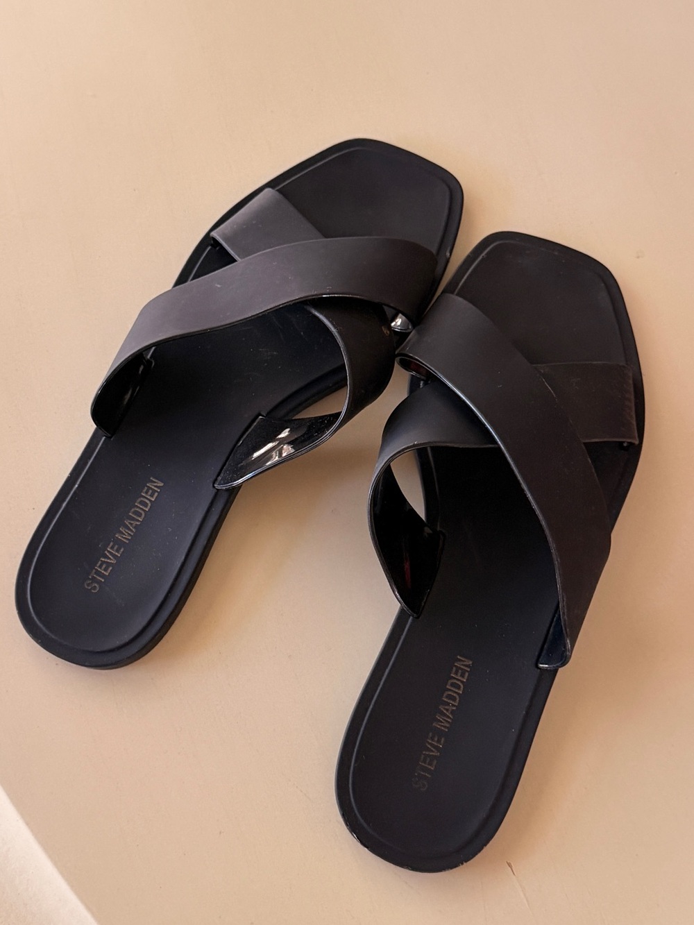 Steve Madden Tace Jelly Sandal